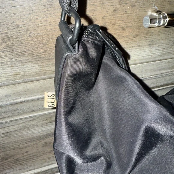 BEIS Sleek Black Crossbody Bag - Picture 8 of 13